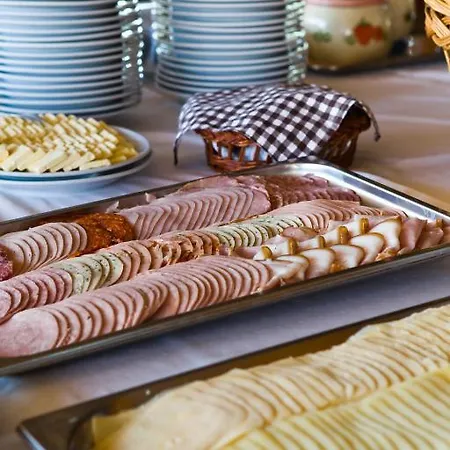 Gasthof Balaton Eldorado Camping Badacsonytördemic